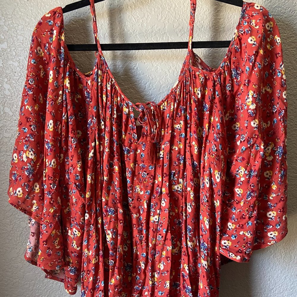 Off Shoulder Flowy Crop